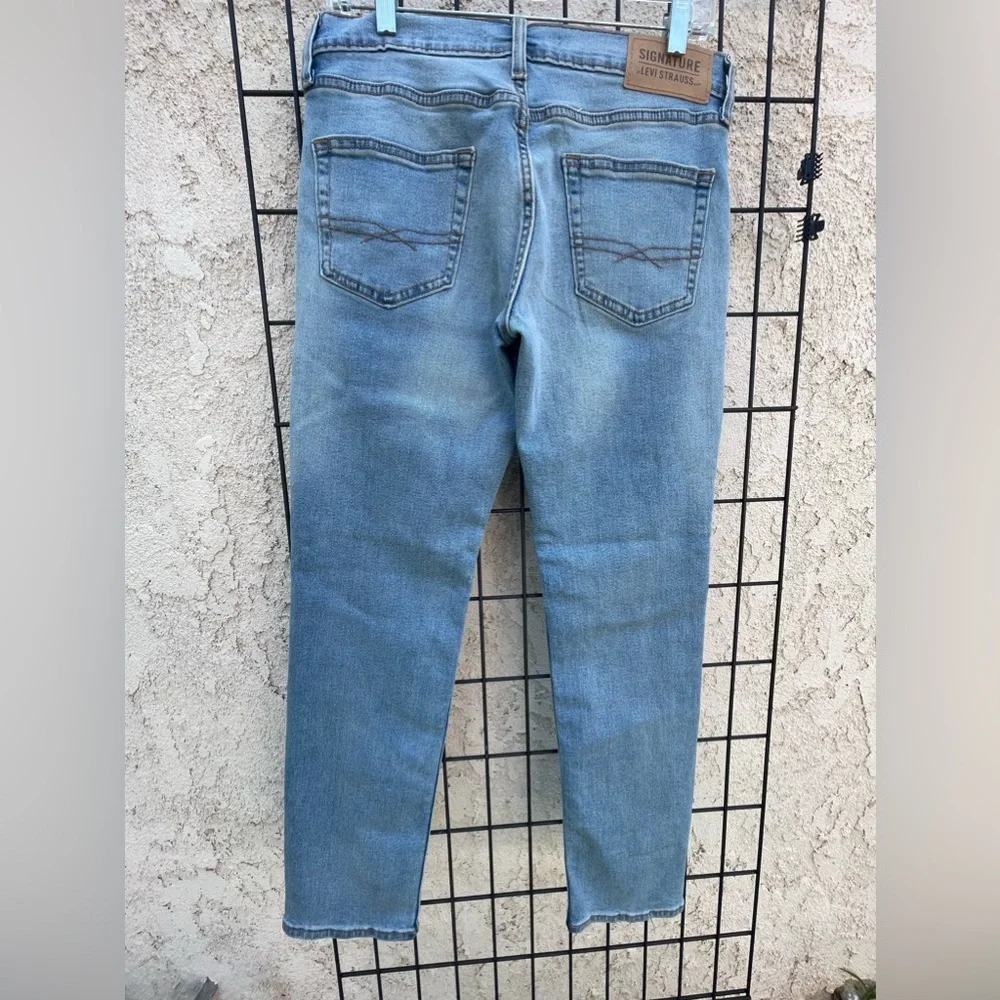 Signature by Levi Strauss & Co Slim women’s jeans size 30x30